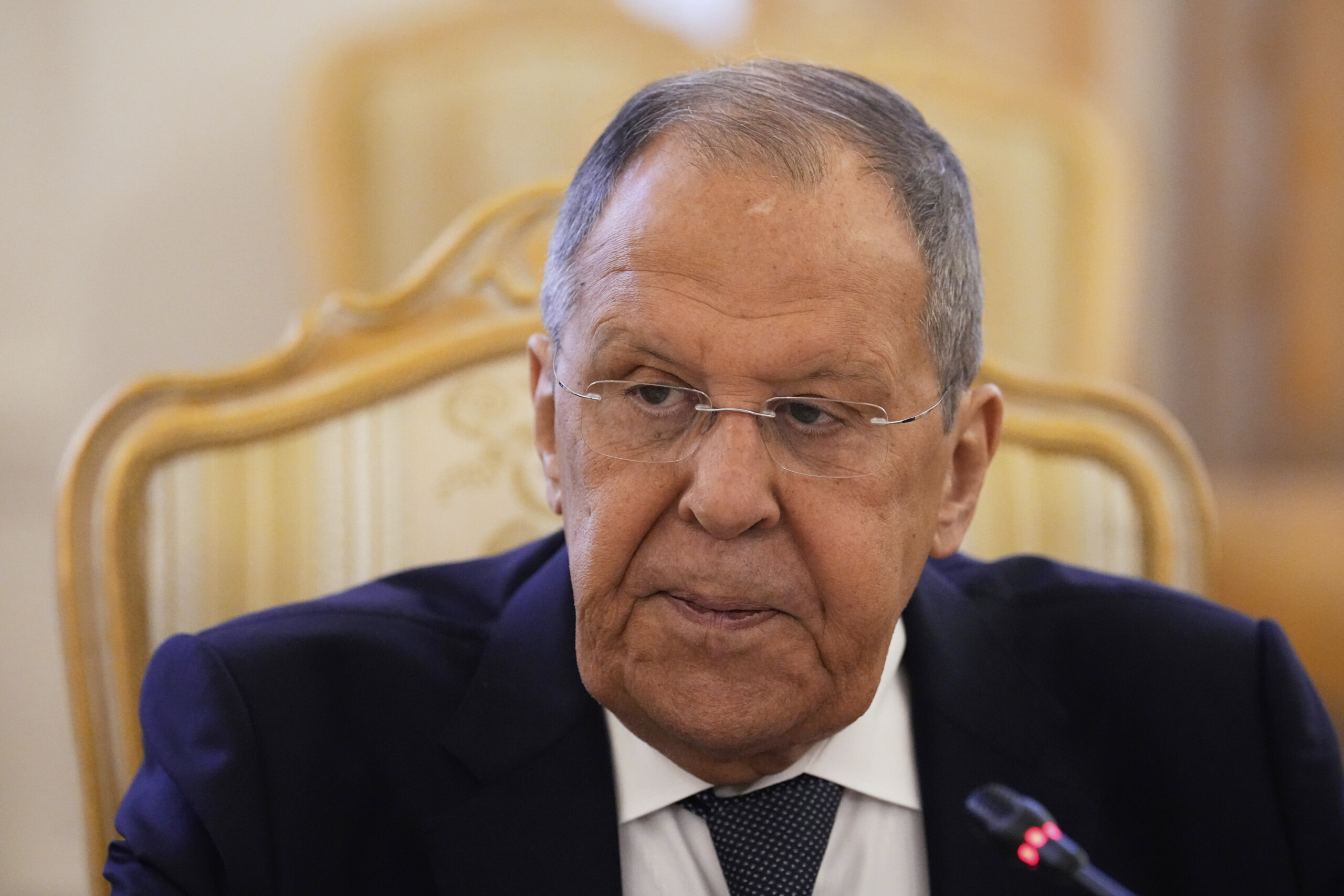 ukraine lavrov poutine veut poursuivre les negociations a istanbul avant de rencontrer zelensky scaled