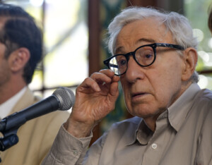 ukraine kiev contre woody allen sa participation au festival de moscou est honteuse