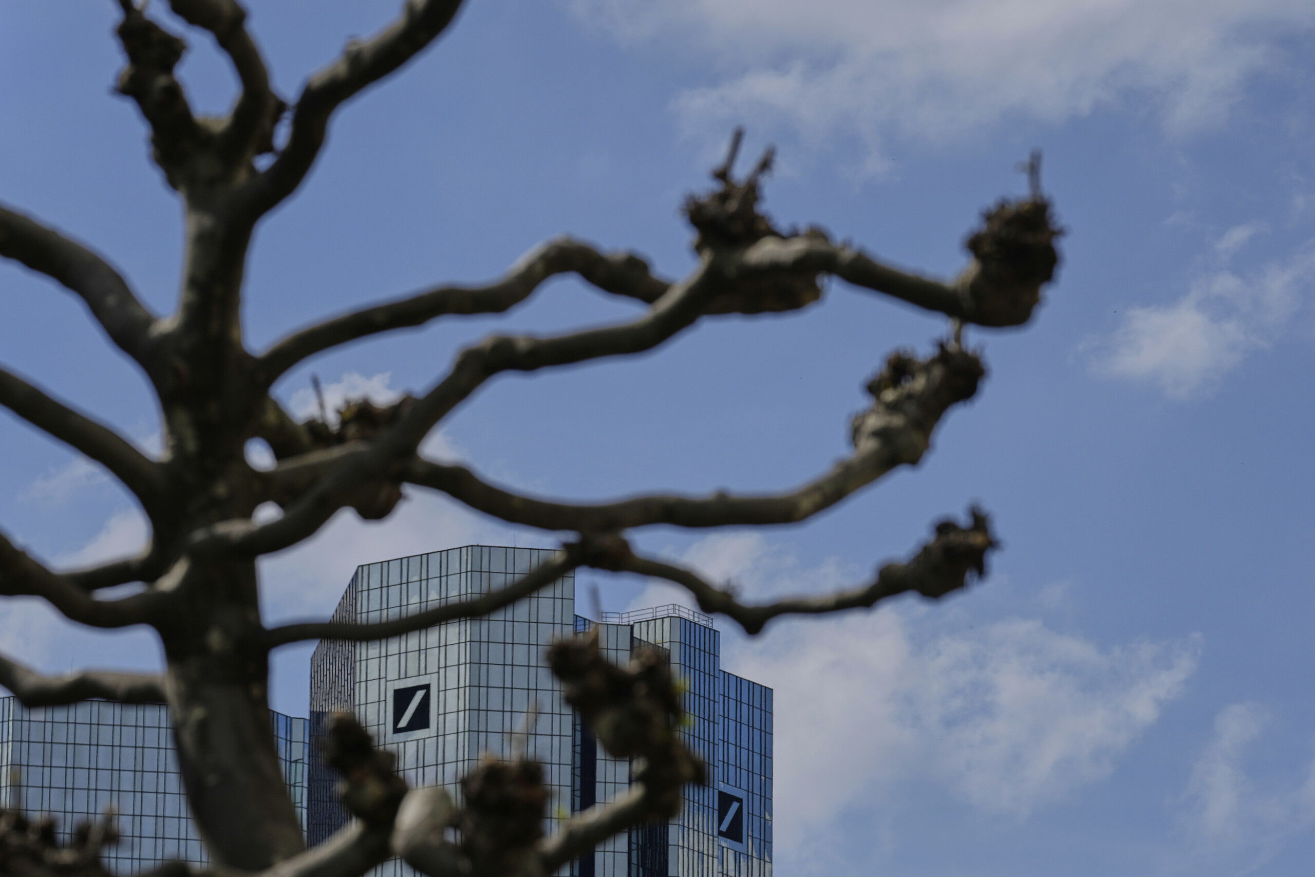 Caserte : ils ont braqué la Deutsche Bank, cinq arrestations en Bosnie-Herzégovine 1 caserte ils ont braque la deutsche bank cinq arrestations en bosnie herzegovine scaled