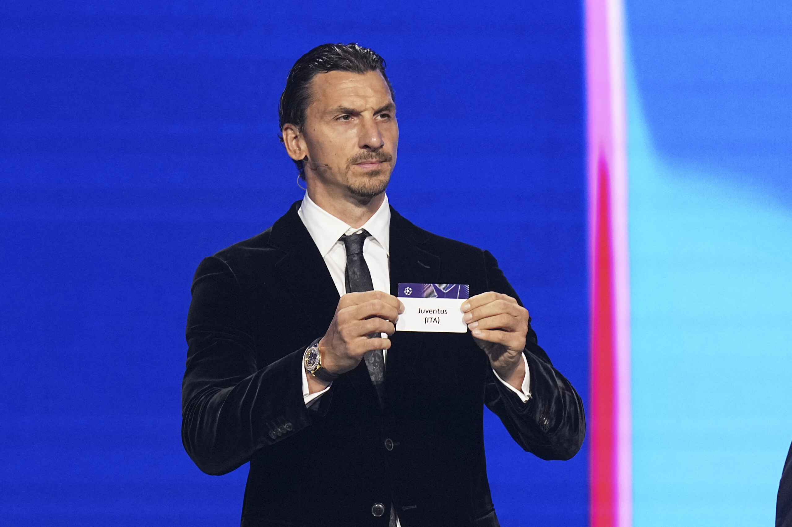 champions juventus debuts a domicile contre le borussia le 16 9 match contre le real le 22 10 scaled