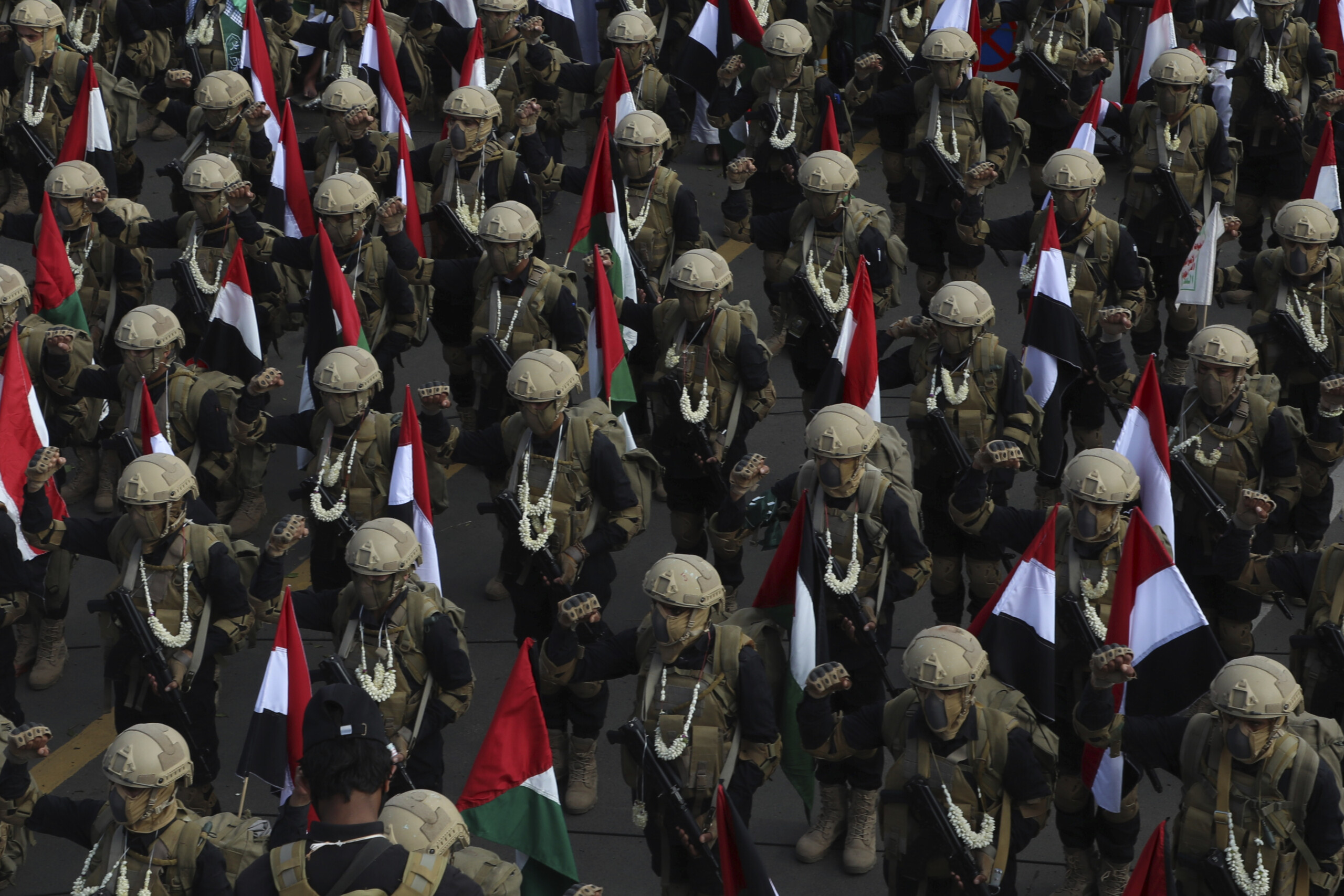 moyen orient les houthis confirment la mort du premier ministre et de plusieurs ministres lors de raids israeliens scaled