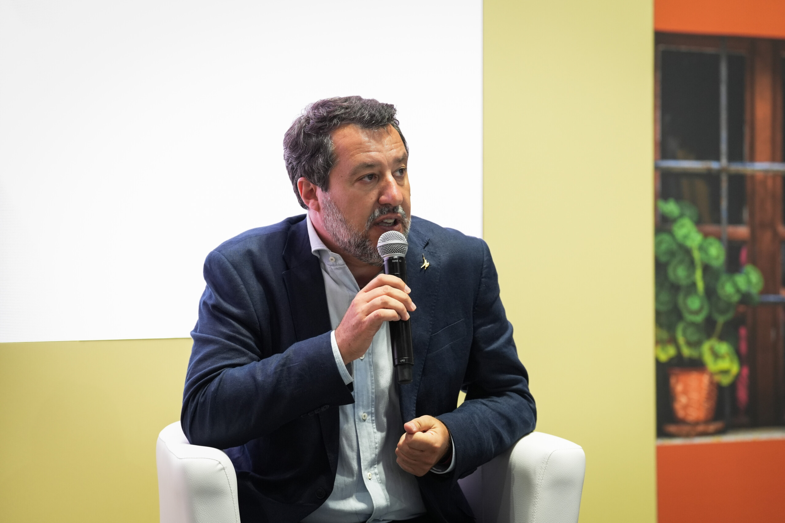 france salvini a paris ils sont tres nerveux scaled