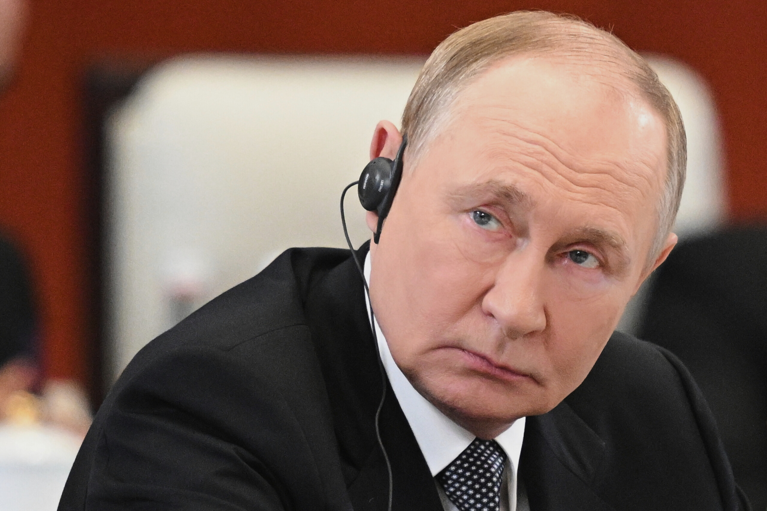 poutine engagement de moscou pour les relations avec la mongolie et la chine scaled