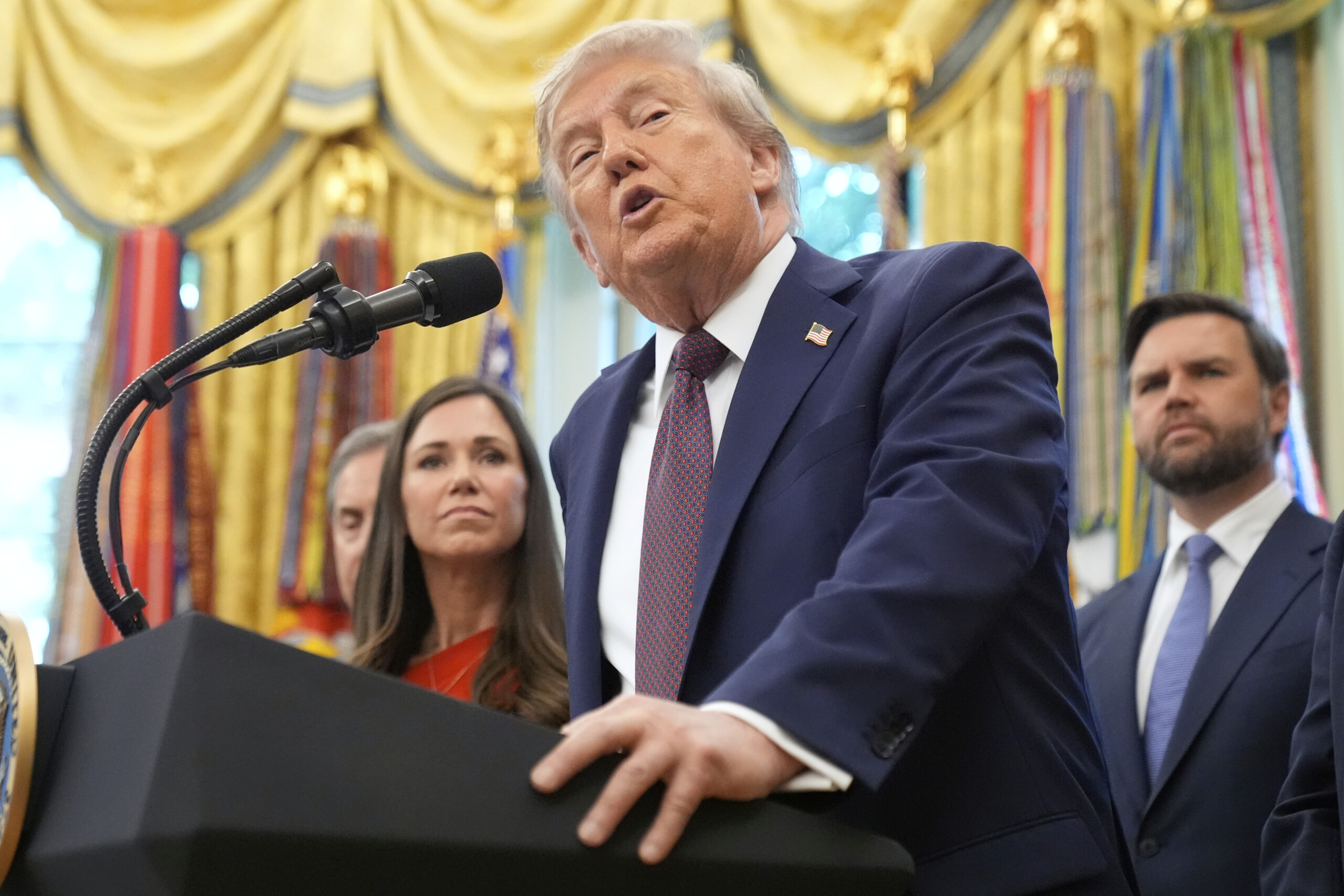 ukraine trump aux volontiers lue doit cesser dacheter du petrole russe scaled