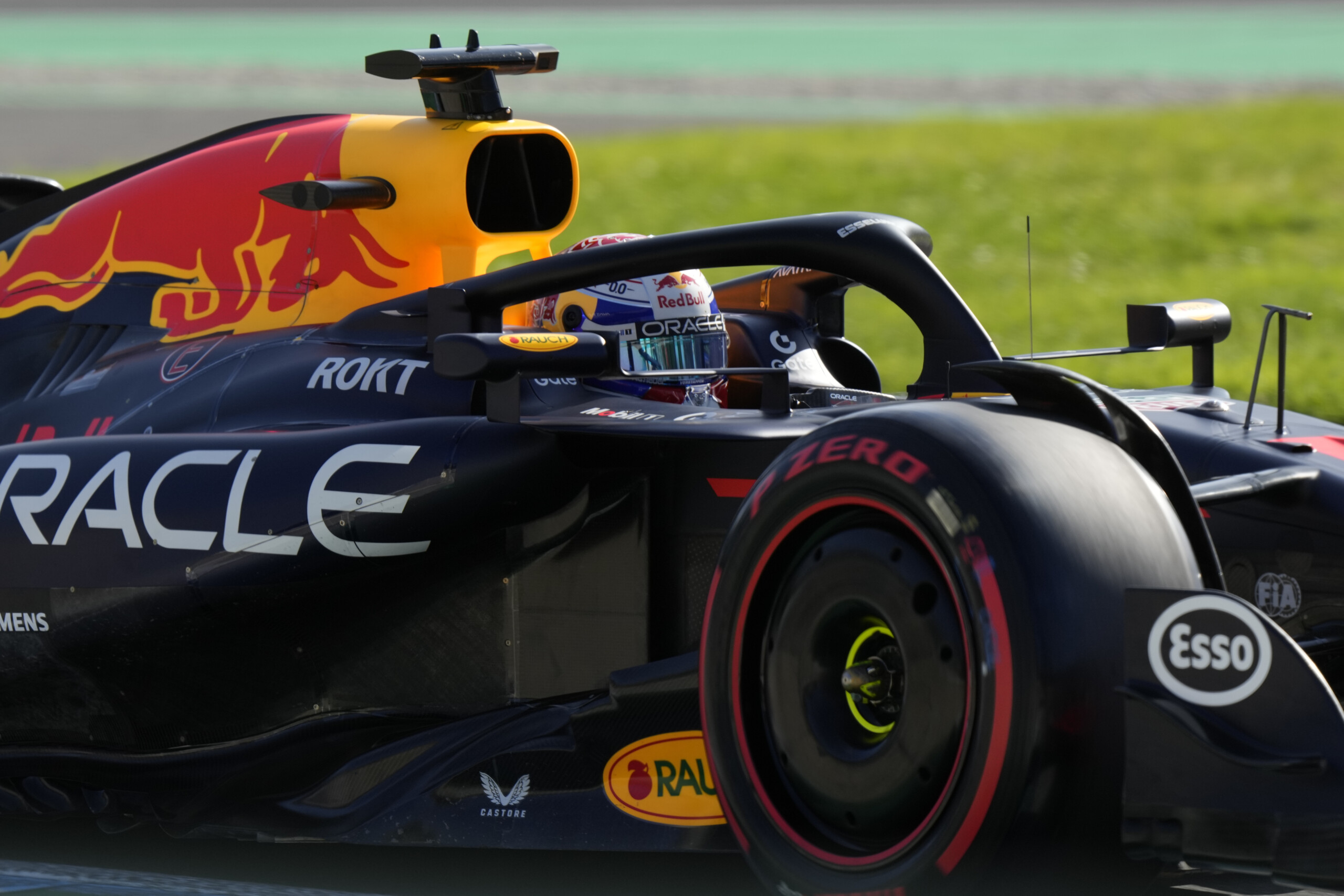 f1 pole position pour verstappen au grand prix ditalie scaled