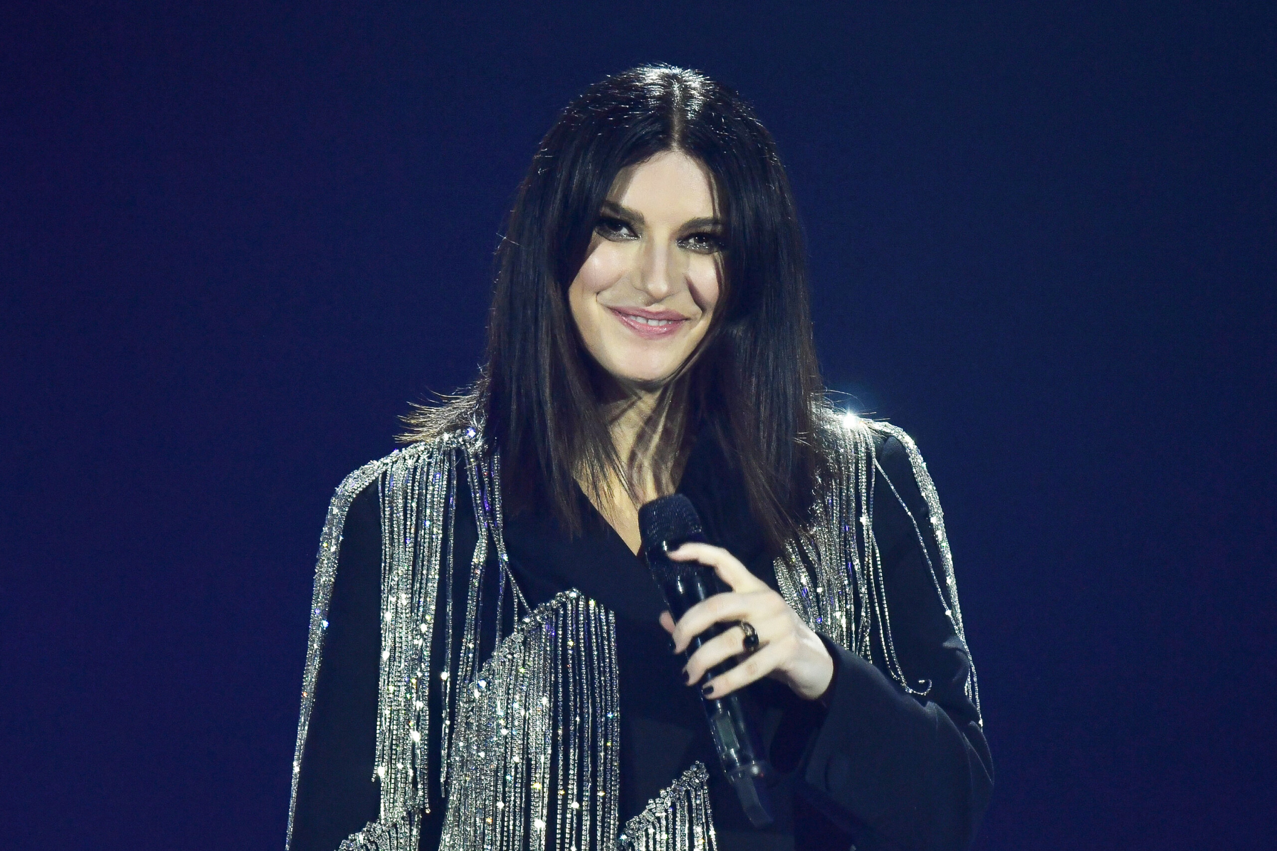 musique pausini inaugure un musee qui lui est dedie ou sont exposes des vetements des recompenses et des souvenirs scaled