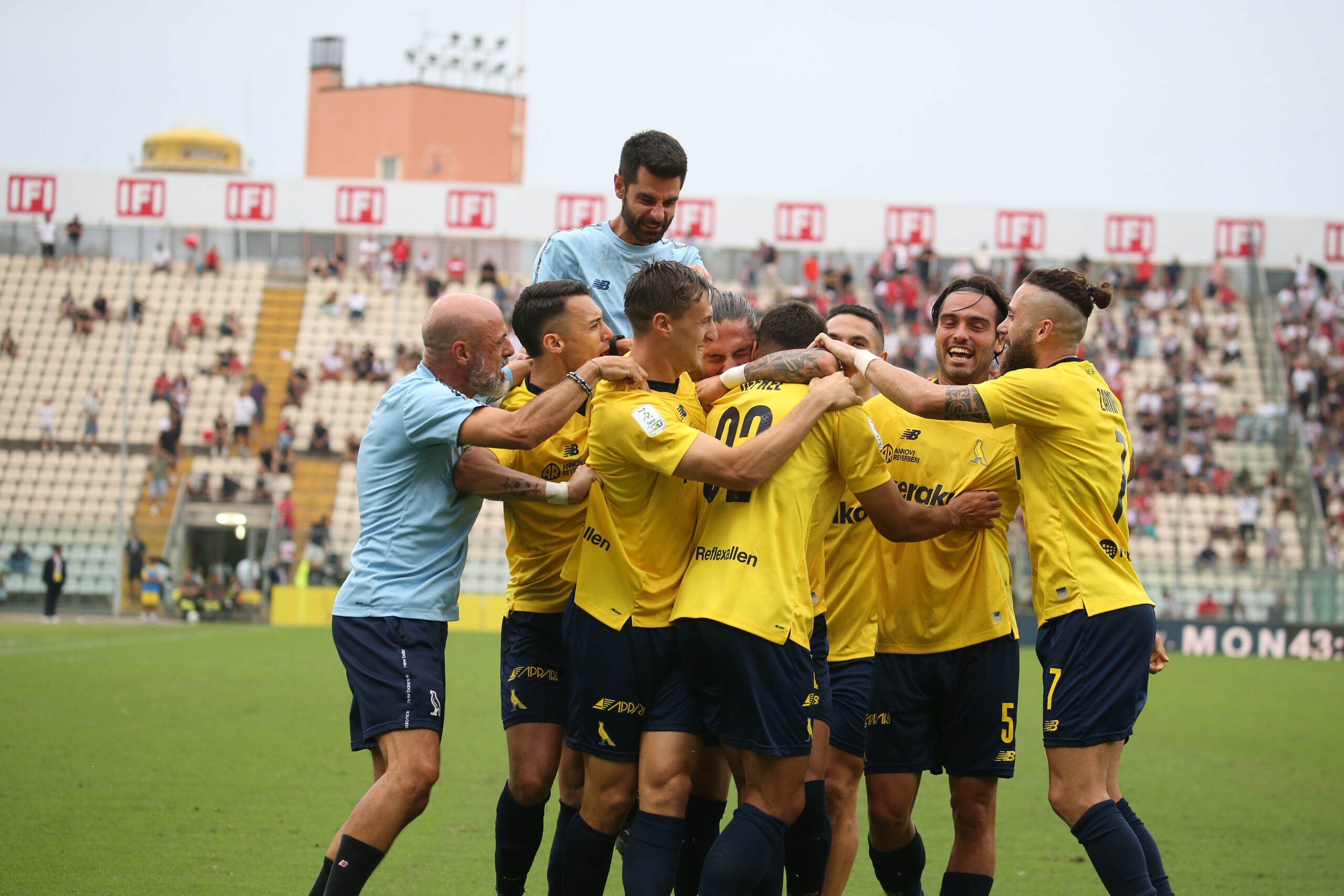 serie b match nul entre pescara et venise modena ecrase bari scaled