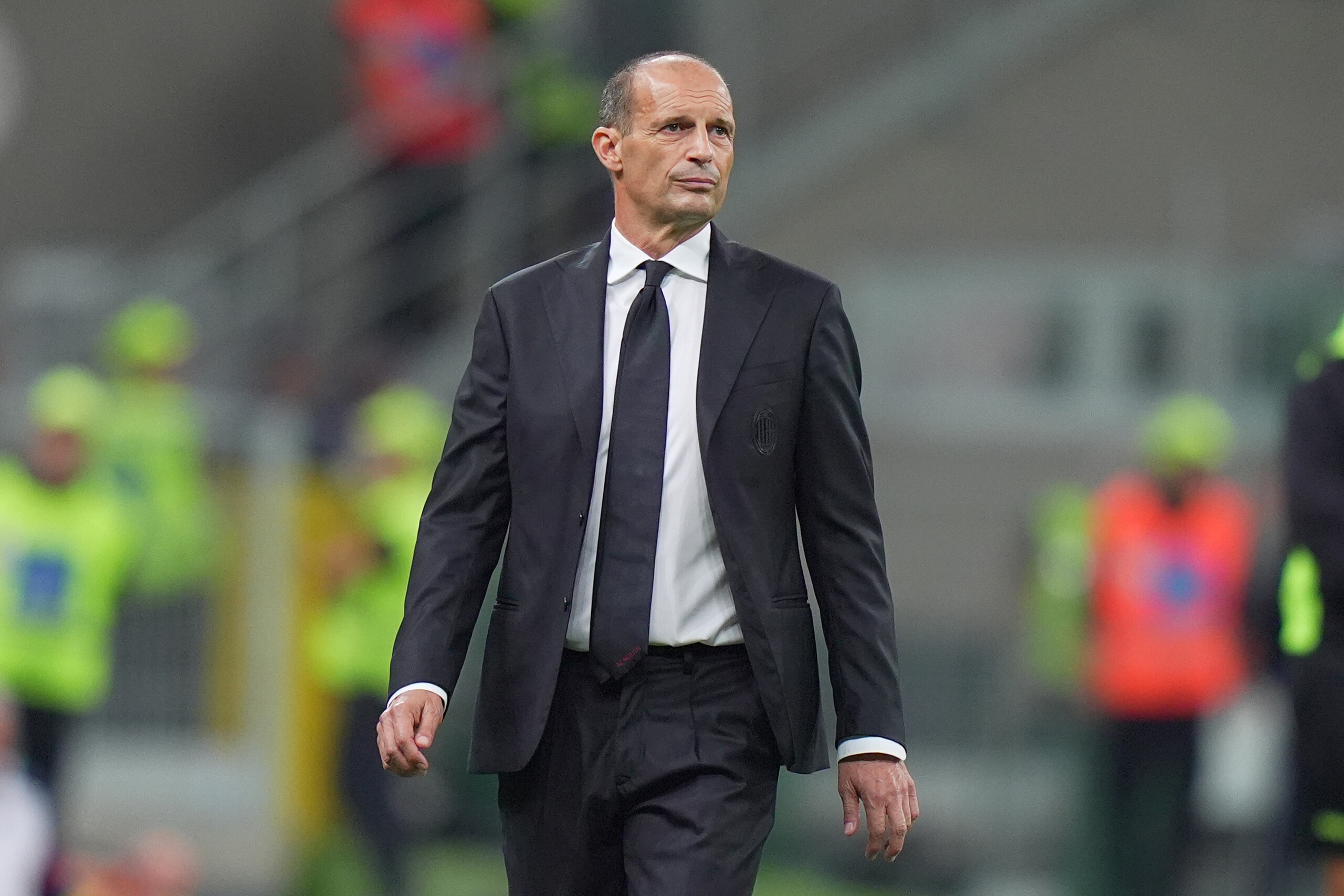 football serie a un tour de disqualification et 10 000 euros damende pour allegri scaled