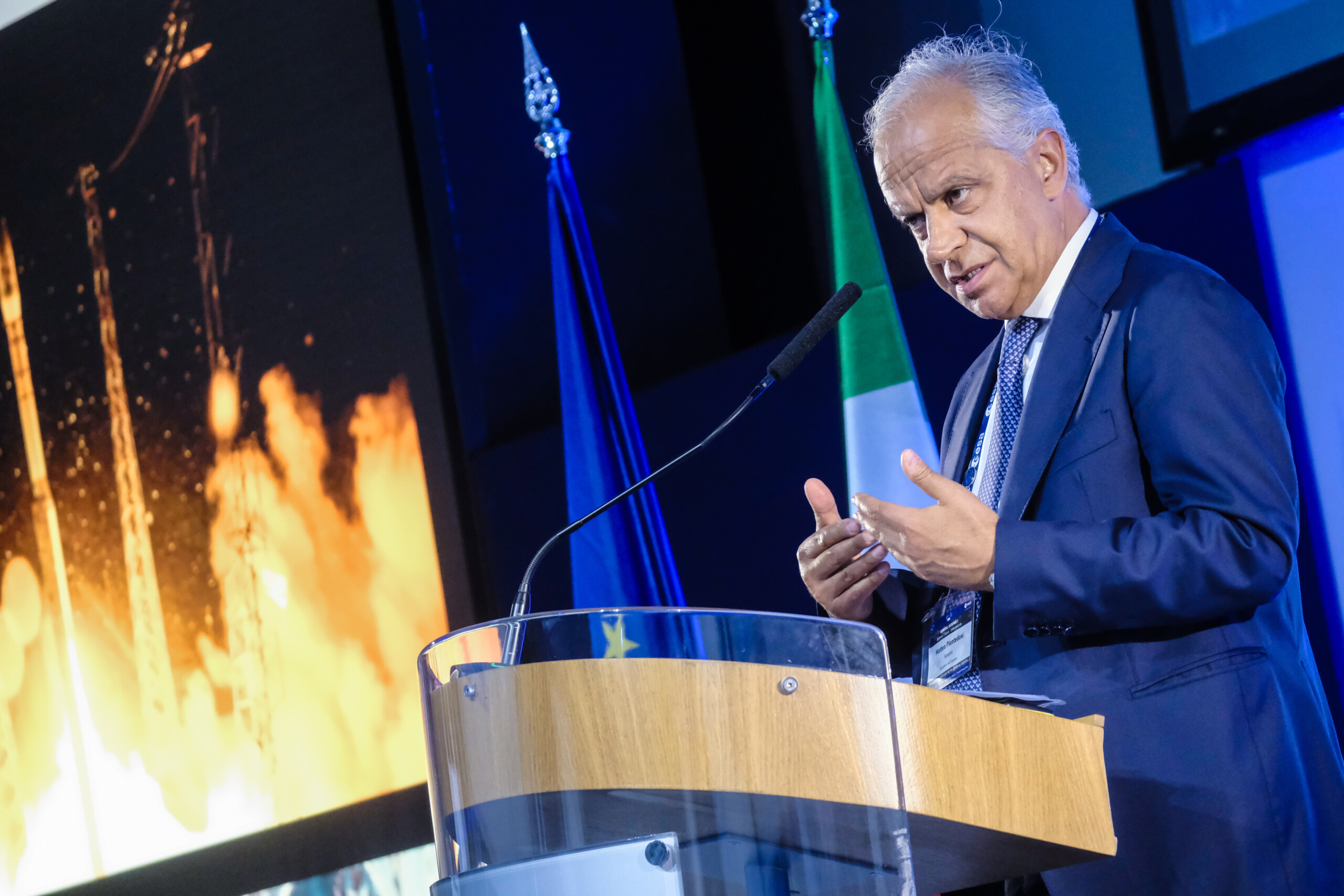 moyen orient piantedosi il est juste de manifester mais rien ne justifie les agressions scaled