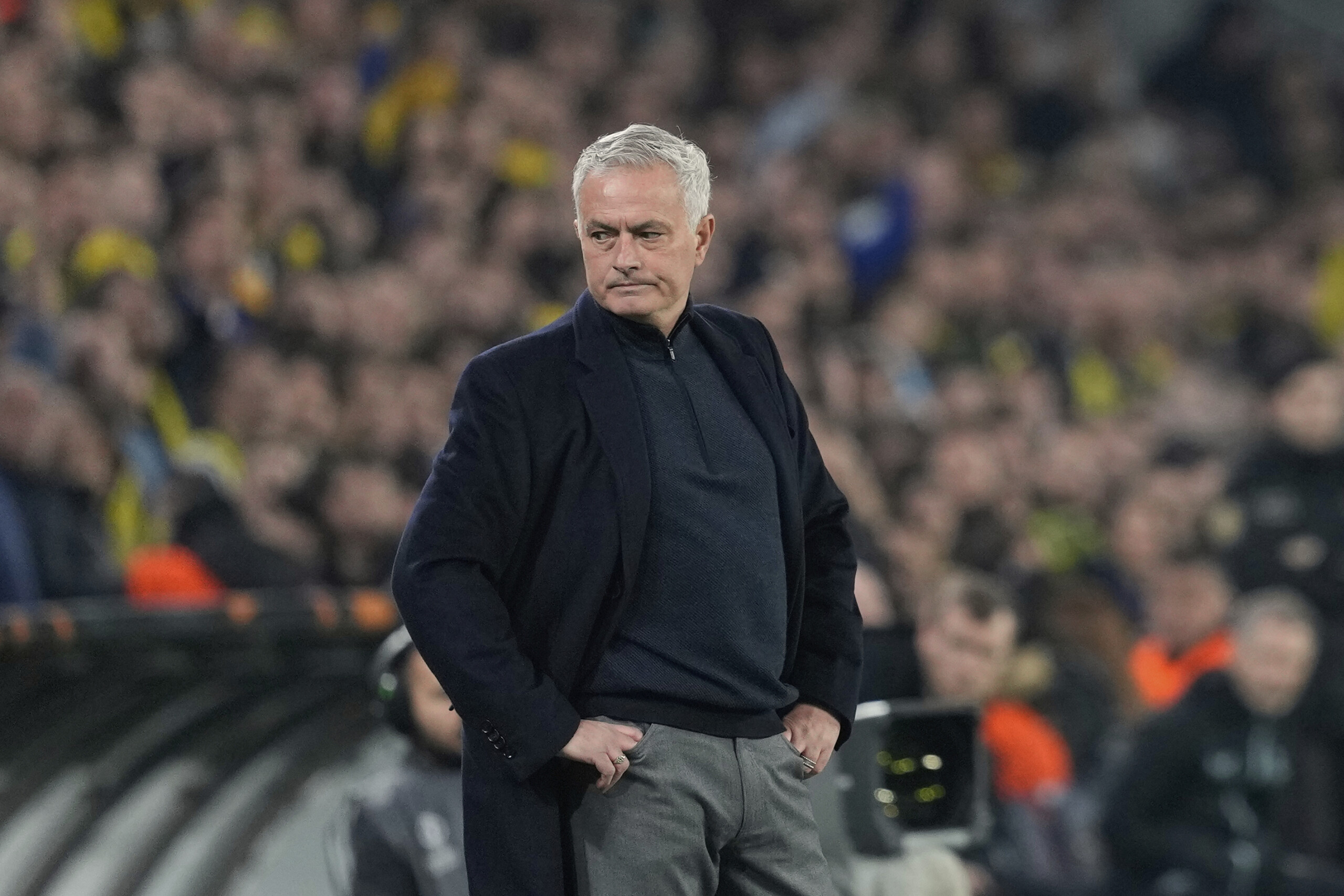 football accord entre mourinho et benfica contrat jusquen 2027 scaled