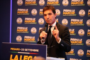 elections regionales dans les marches sondage instantane swg la7 acquaroli en tete avec 485 525 et ricci avec 455 495