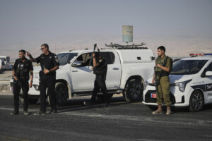 cisjordanie voiture foncant sur des civils 2 blesses et agresseur neutralise