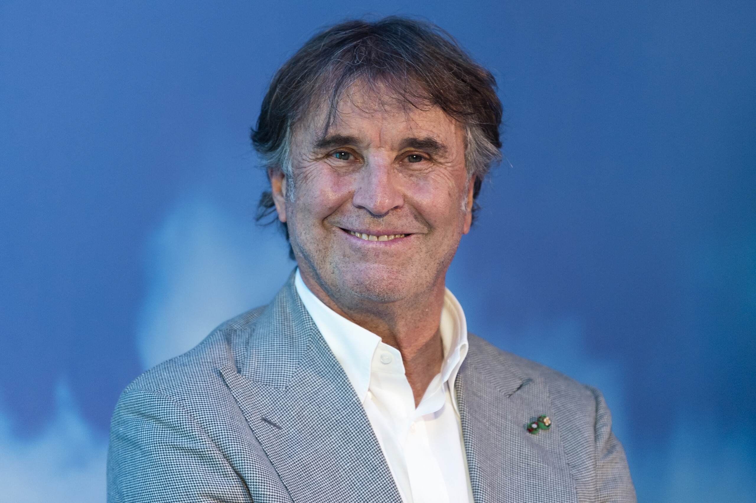 cucinelli nous operons en russie dans le respect des regles la valeur marchande a chute a 14 des revenus scaled