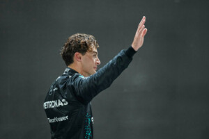 f1 gp singapour russell triomphe devant verstappen