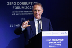 campanie fdi nous soutenons la candidature de cirielli a la presidence de la region