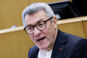 manoeuvre budgetaire landini aucune reponse a nos propositions le pays va droit dans le mur