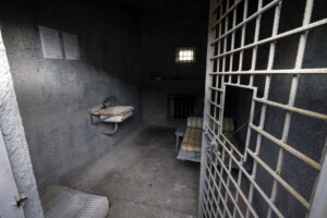 prisons drogue et telephones portables a velletri 3 arrestations