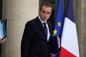 france lecornu le declin nest pas certain je veux mener a bien ma mission
