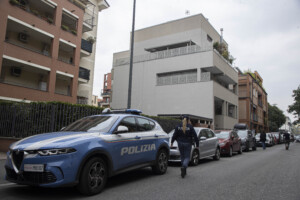 milan procureur une femme de 29 ans tuee par son compagnon de 24 coups de couteau dans le cou
