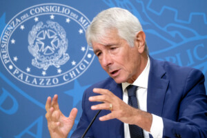 euro 2032 abodi sur les stades moins de paroles et plus de chantiers