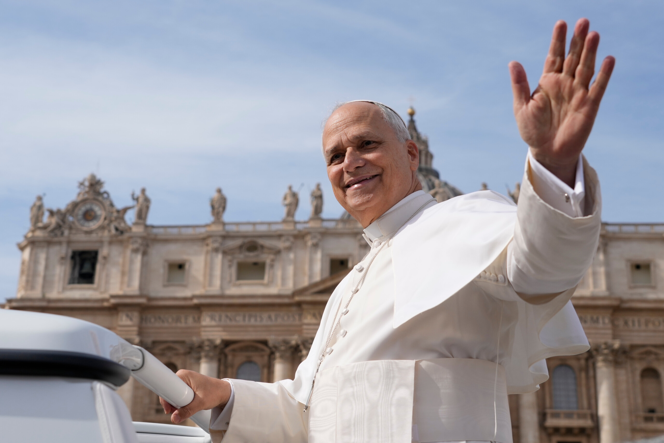 le pape les nouveaux saints ne sont pas des heros mais des hommes et des femmes authentiques scaled
