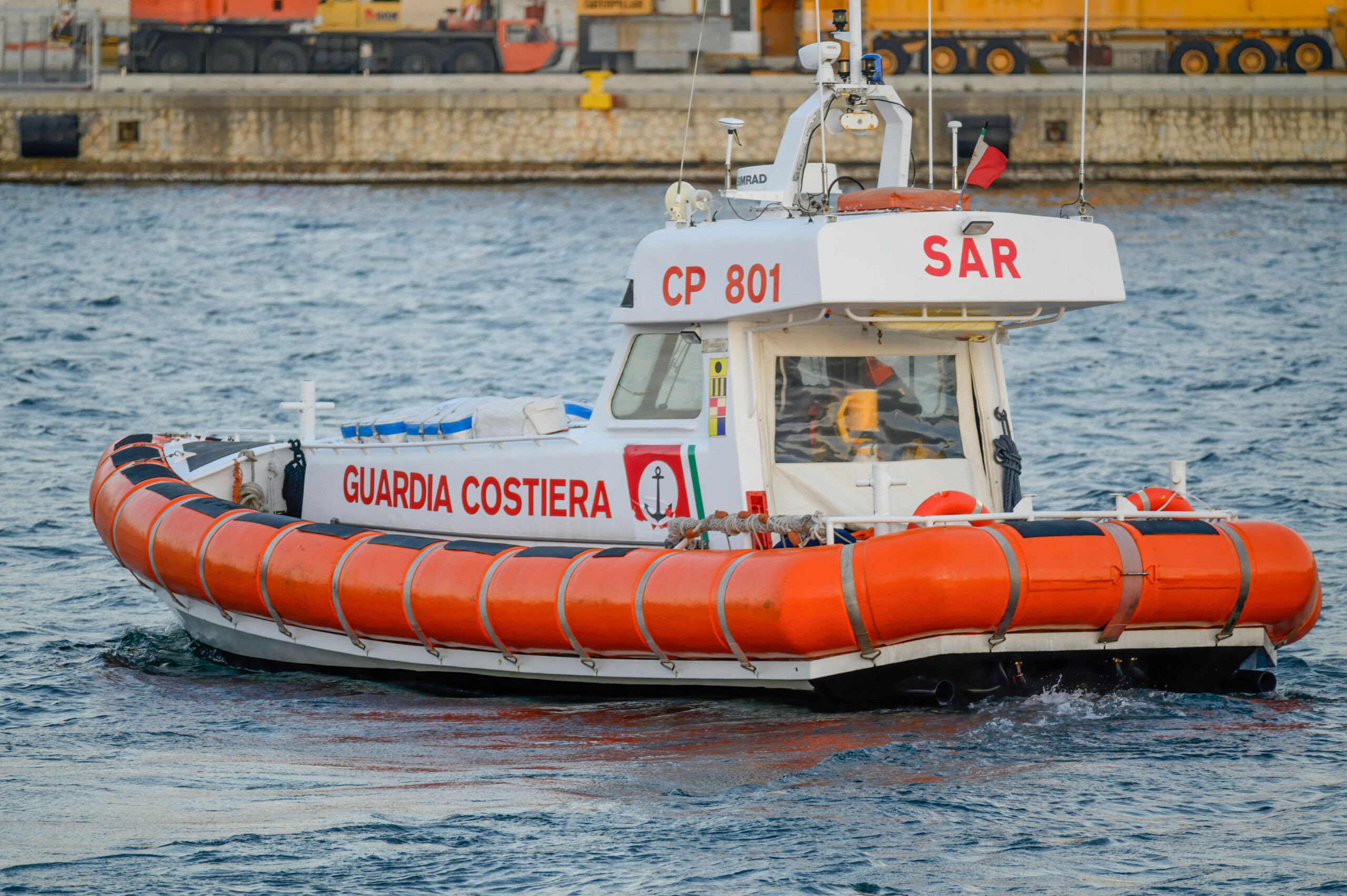 migrants bateau chavire dans les eaux maltaises 7 corps recuperes dont un mineur scaled