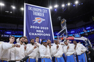 debut de la saison nba victoire des thunder et des warriors