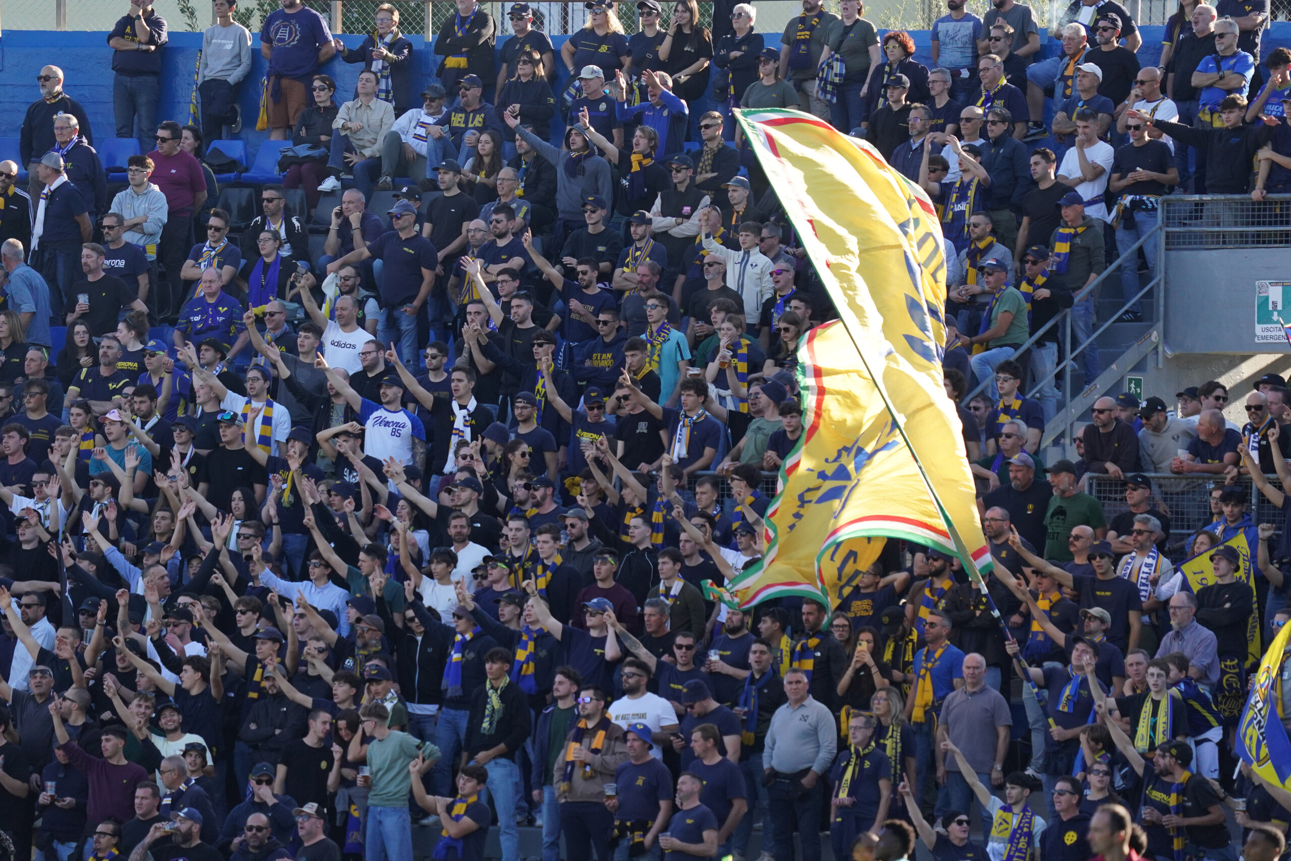 football interdiction de se deplacer pendant trois mois pour les supporters de pise et de verone scaled