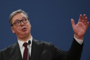 serbie vucic un acte terroriste devant le parlement