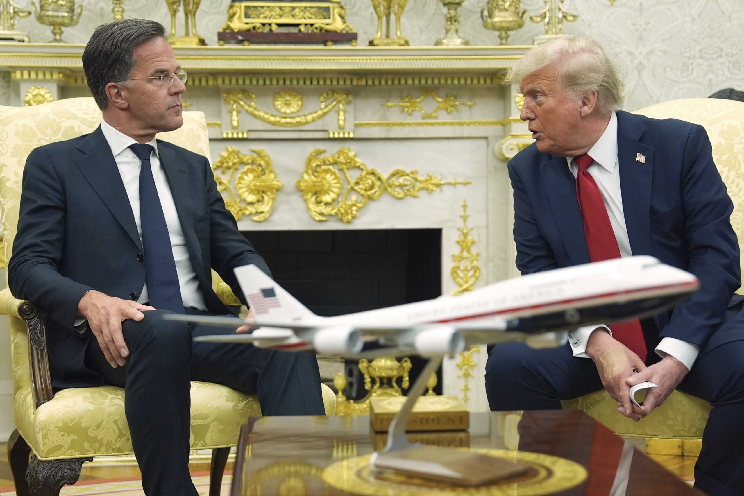 ukraine rutte trump est le seul a pouvoir instaurer la paix scaled