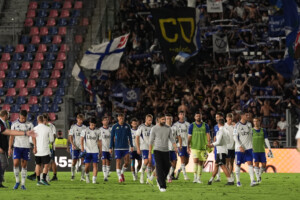football fabregas milan como en australie les fans sont plus importants