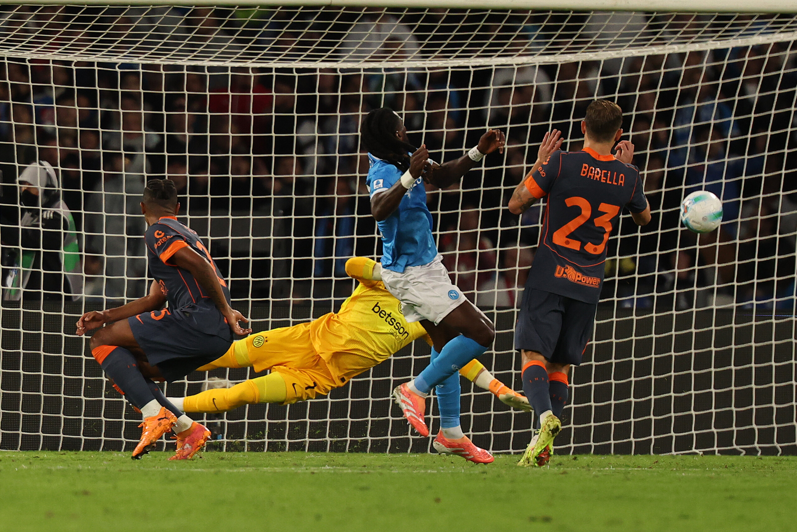 football serie a naples inter 3 1 les napolitains seuls en tete scaled