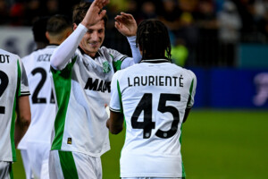 serie a cagliari sassuolo 1 2