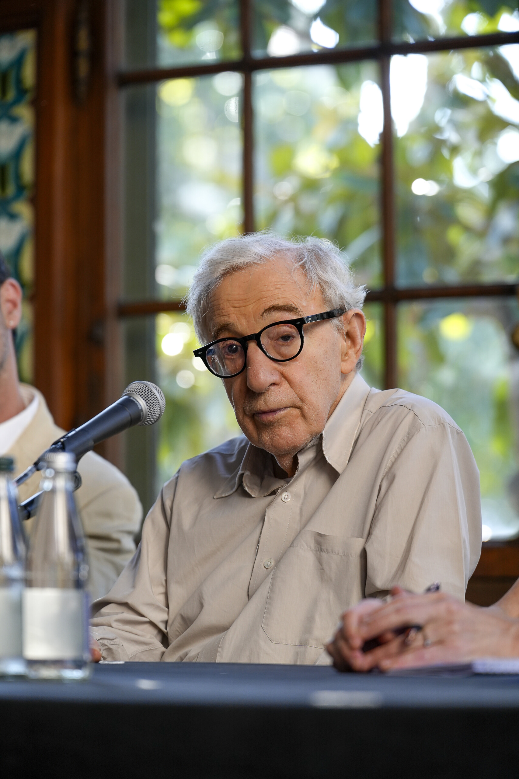 Cinéma, Woody Allen : « Je ne fêterai pas mes 90 ans ; avec Keaton, j’ai fait rire des millions de personnes » 1 cinema woody allen je ne feterai pas mes 90 ans avec keaton jai fait rire des millions de personnes scaled