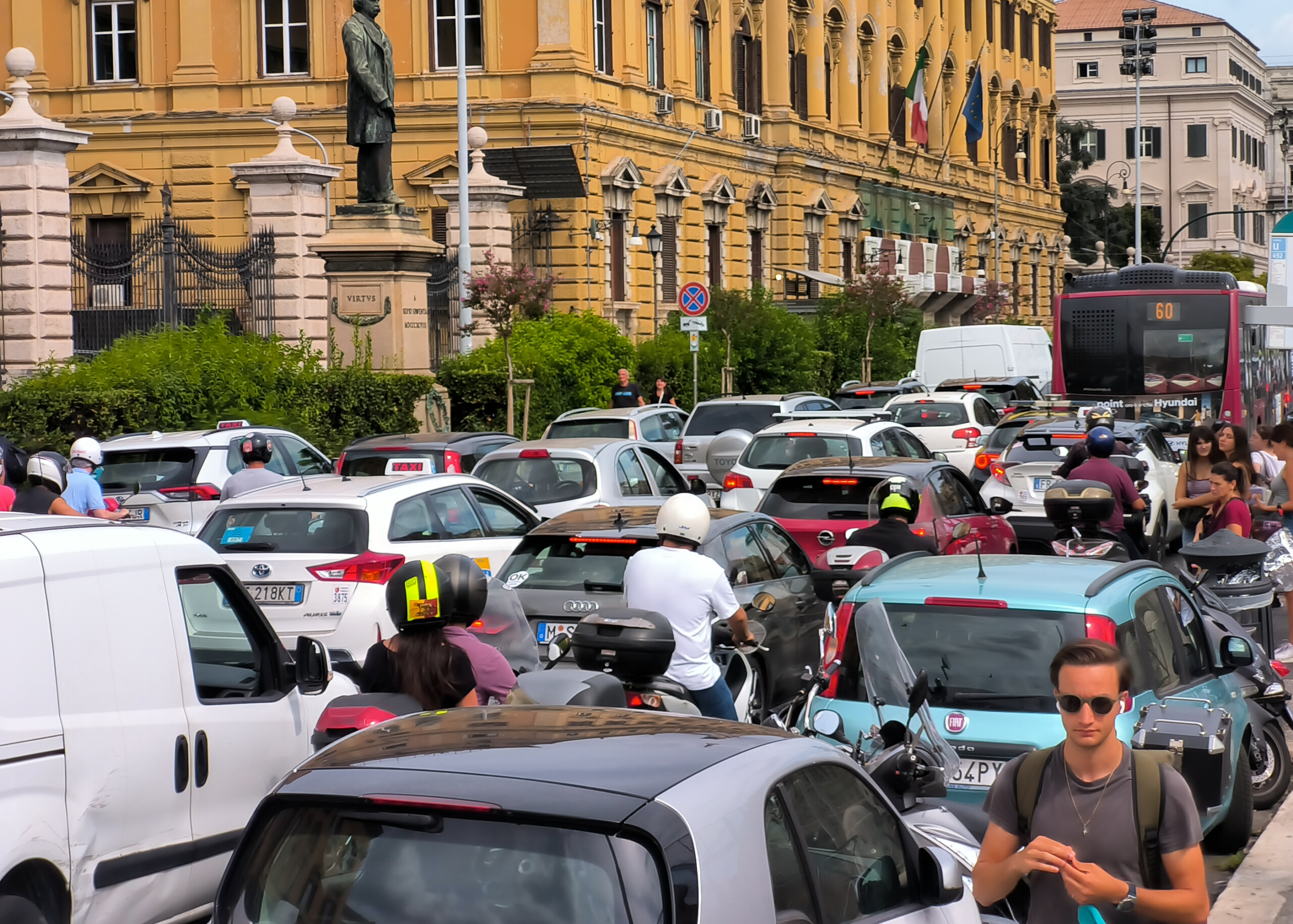 automobile 057 dimmatriculations en octobre avec 125 826 vehicules scaled