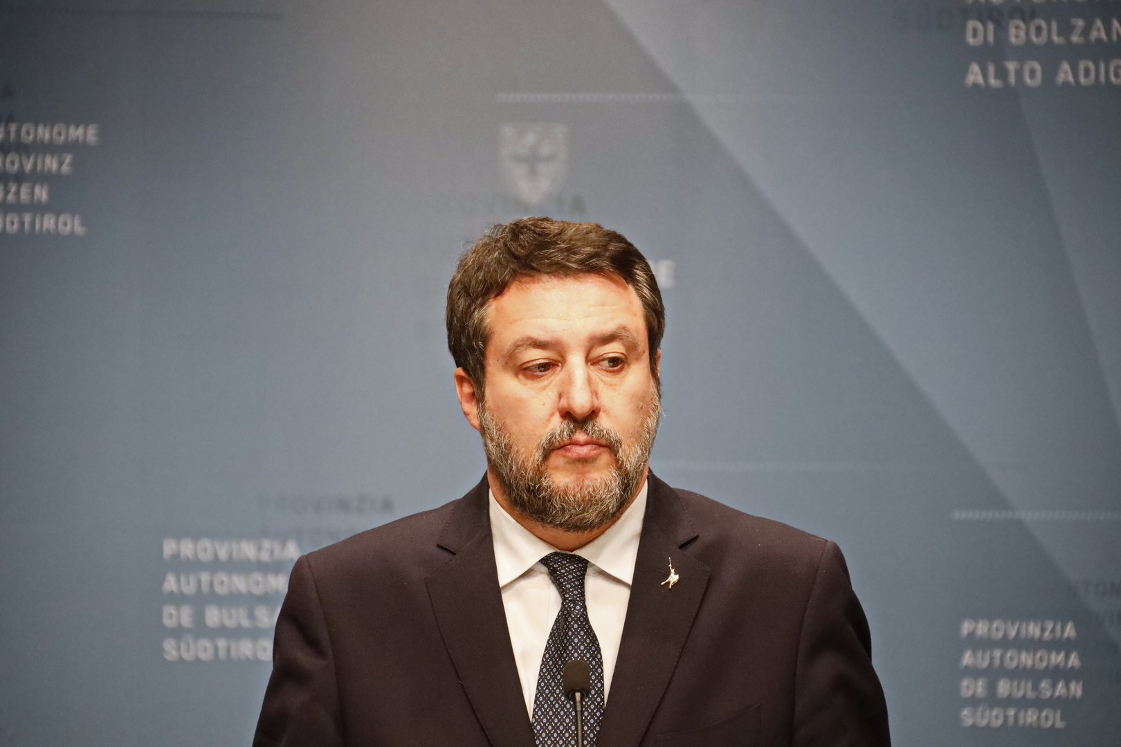 Effondrement de la Torre dei Conti aux Forums impériaux, Salvini : « Zakharova ? Silence et respect quand il y a des blessés » 1 effondrement de la torre dei conti aux forums imperiaux salvini zakharova silence et respect quand il y a des blesses