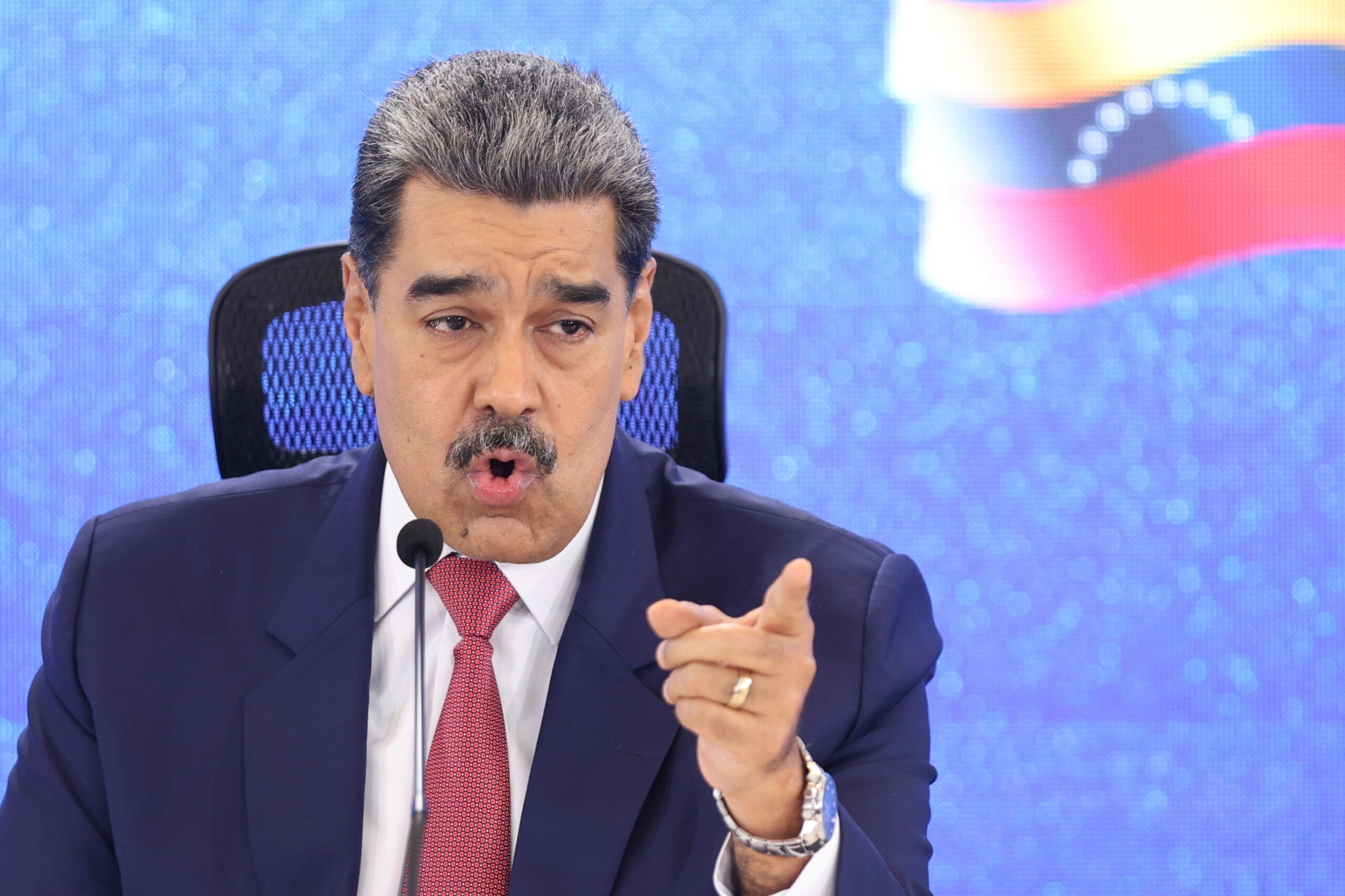 Venezuela, Maduro : « Rien ni personne ne nous enlèvera notre démocratie » 1 venezuela maduro rien ni personne ne nous enlevera notre democratie scaled