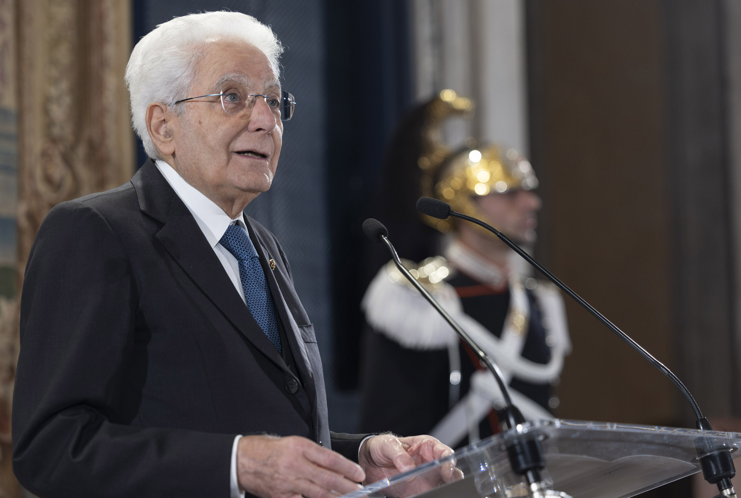 4 novembre mattarella une italie independante et libre inspiree par les valeurs de la
