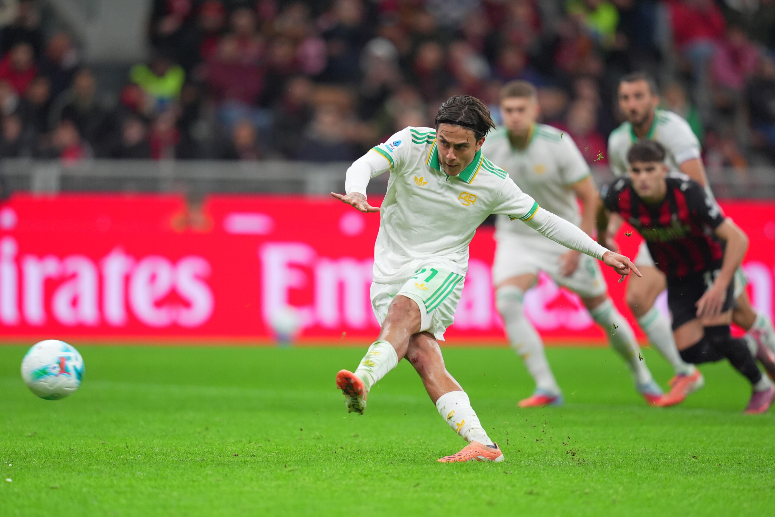 rome blessure au biceps femoral pour dybala scaled