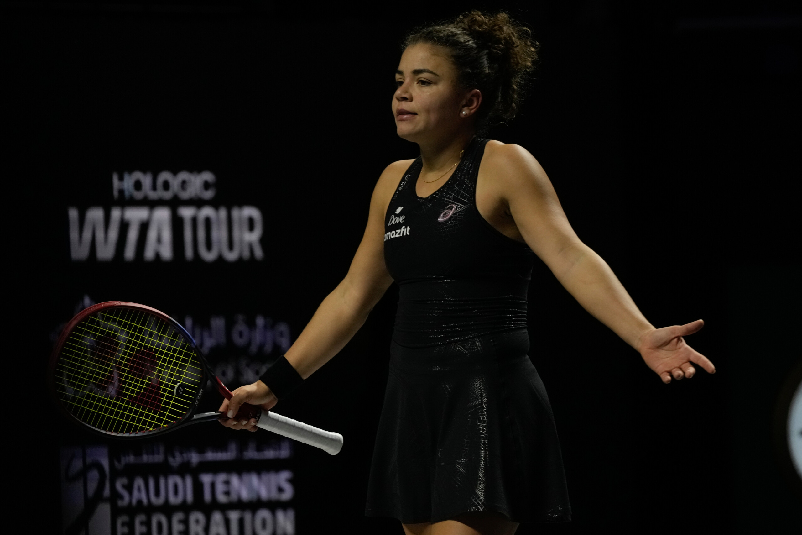 wta finals paolini eliminee battue en deux sets par gauff scaled