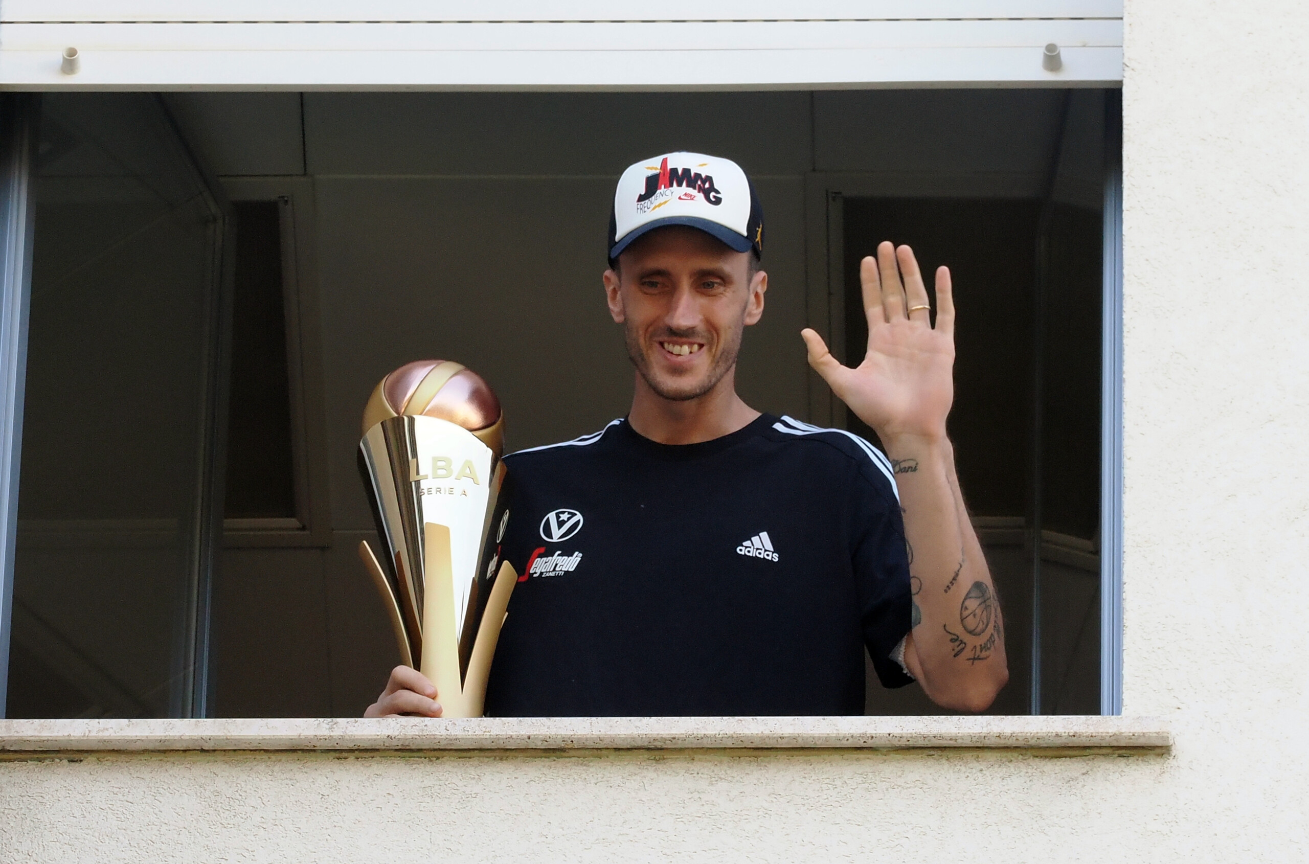 basket polonara a le iene jetais dans le coma ils disaient que jallais mourir scaled