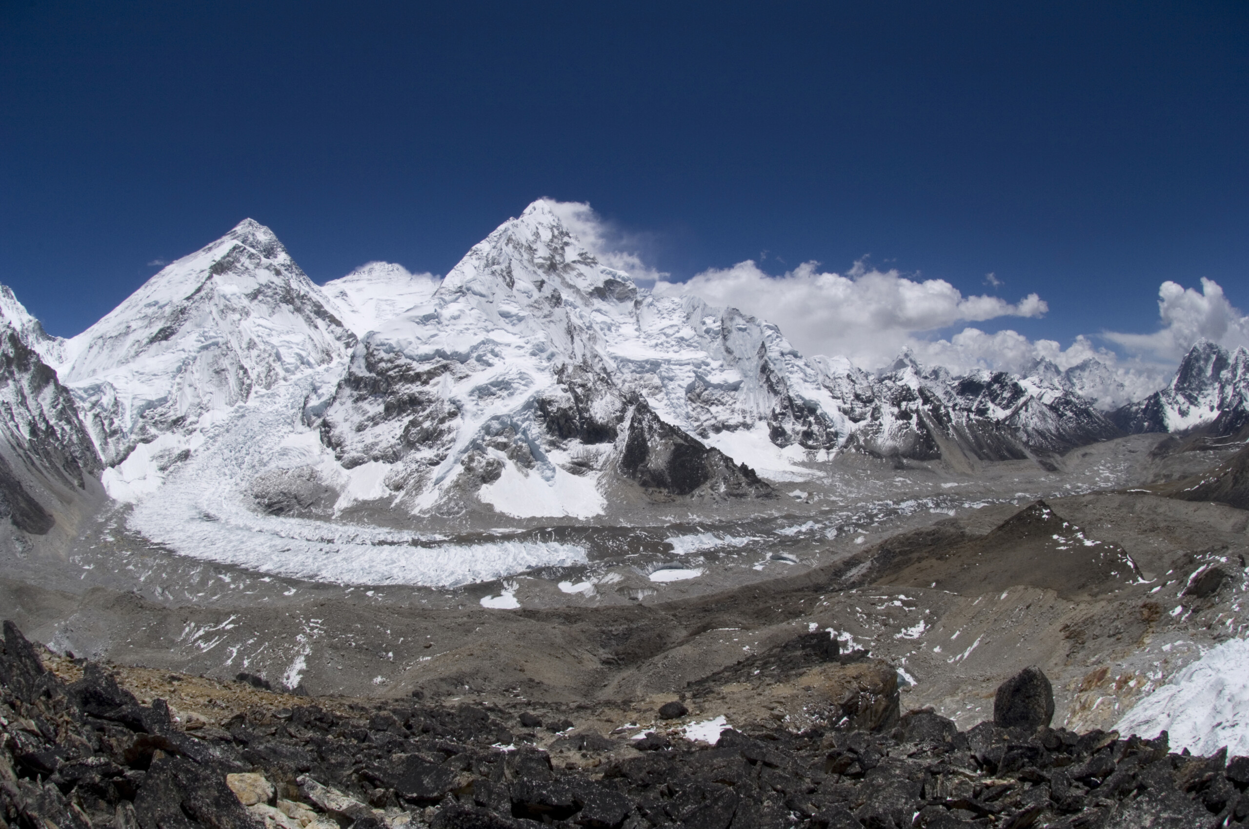 Népal : le corps de Cocco a été retrouvé, les recherches se poursuivent pour Kirchler et Di Marcello 1 nepal le corps de cocco a ete retrouve les recherches se poursuivent pour kirchler et di marcello scaled