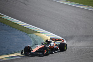 f1 norris en pole position pour la course sprint