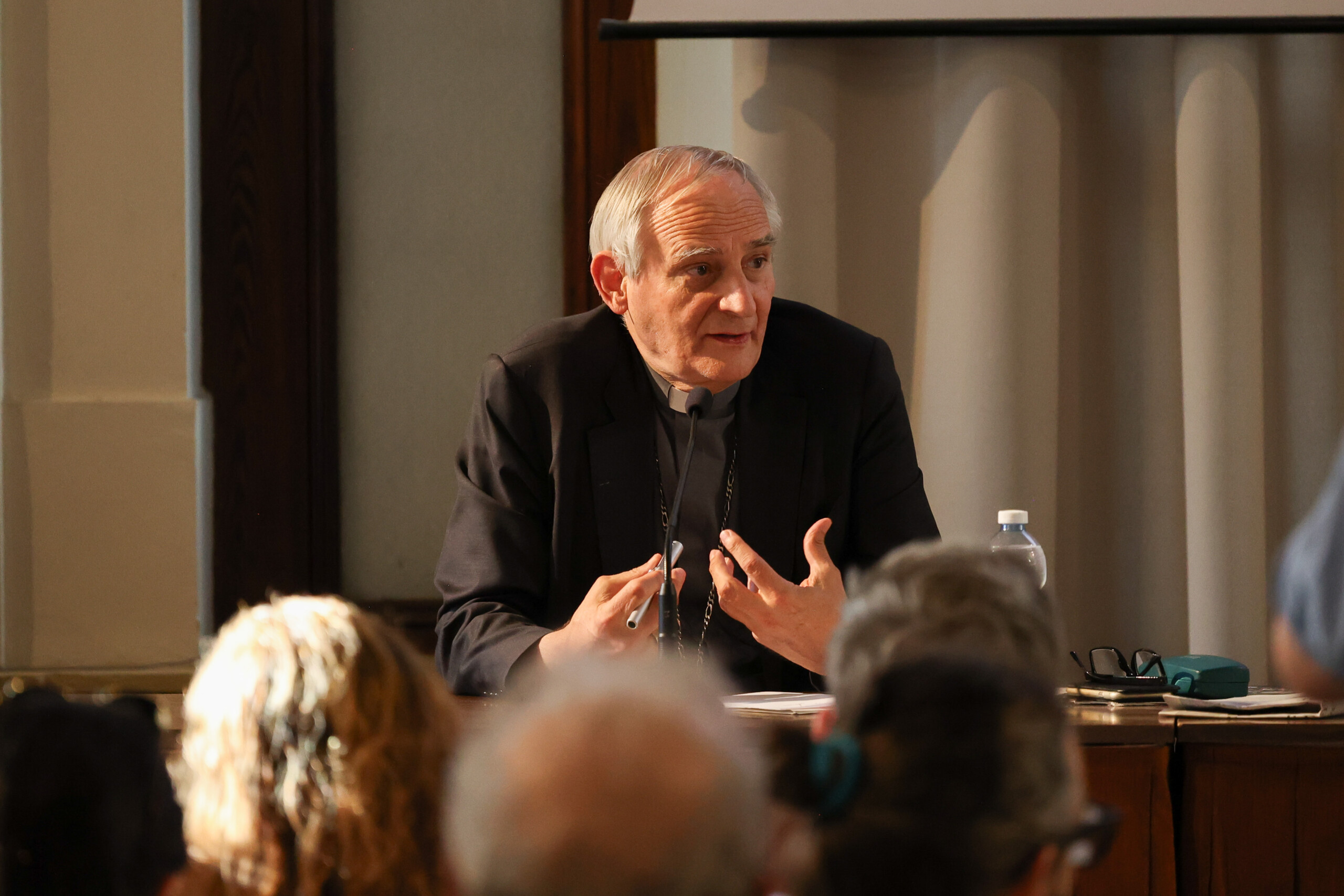 eglise zuppi ouverture du synode a la communaute lgbt ce sont nos enfants scaled