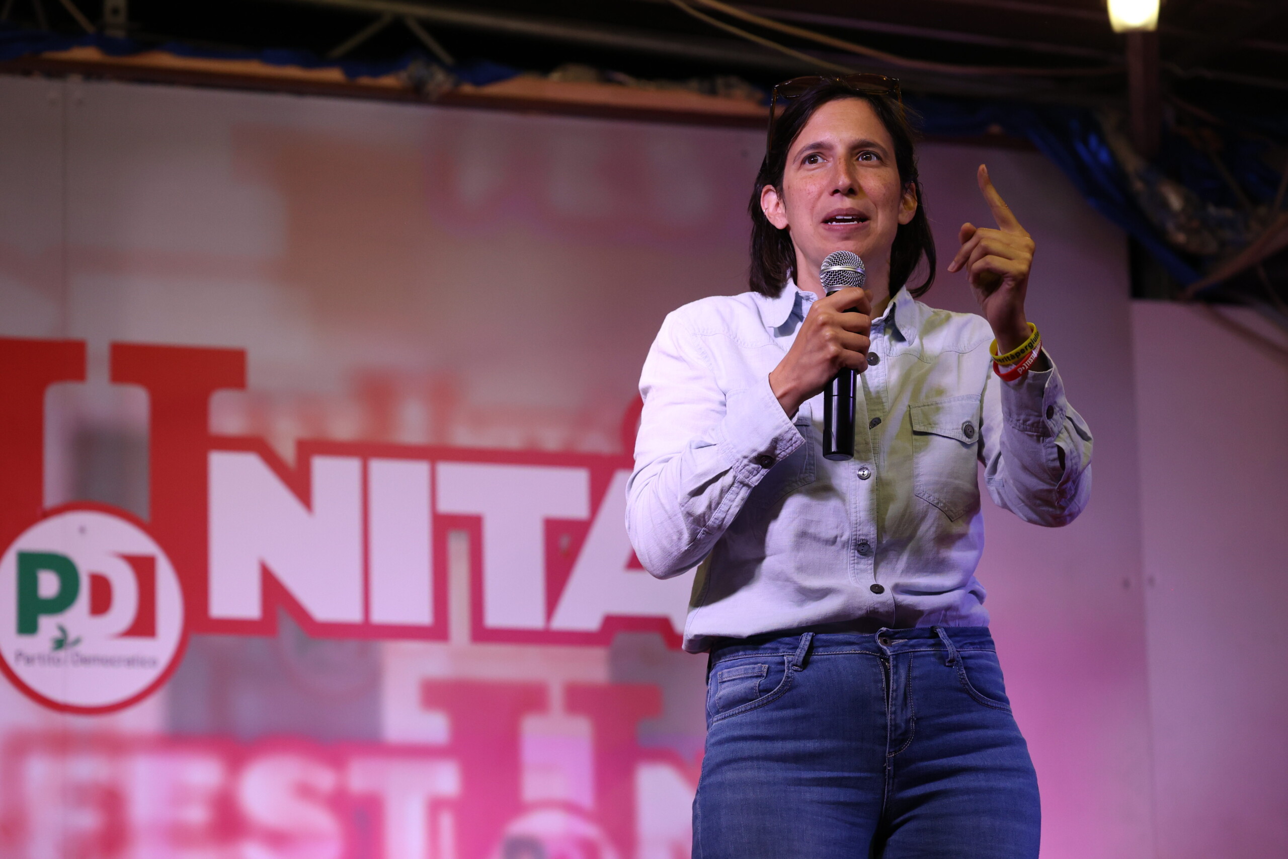 Maison : Schlein, nous nous battrons pour un plan de logements sociaux, 100 000 sans entretien 1 maison schlein nous nous battrons pour un plan de logements sociaux 100 000 sans entretien scaled