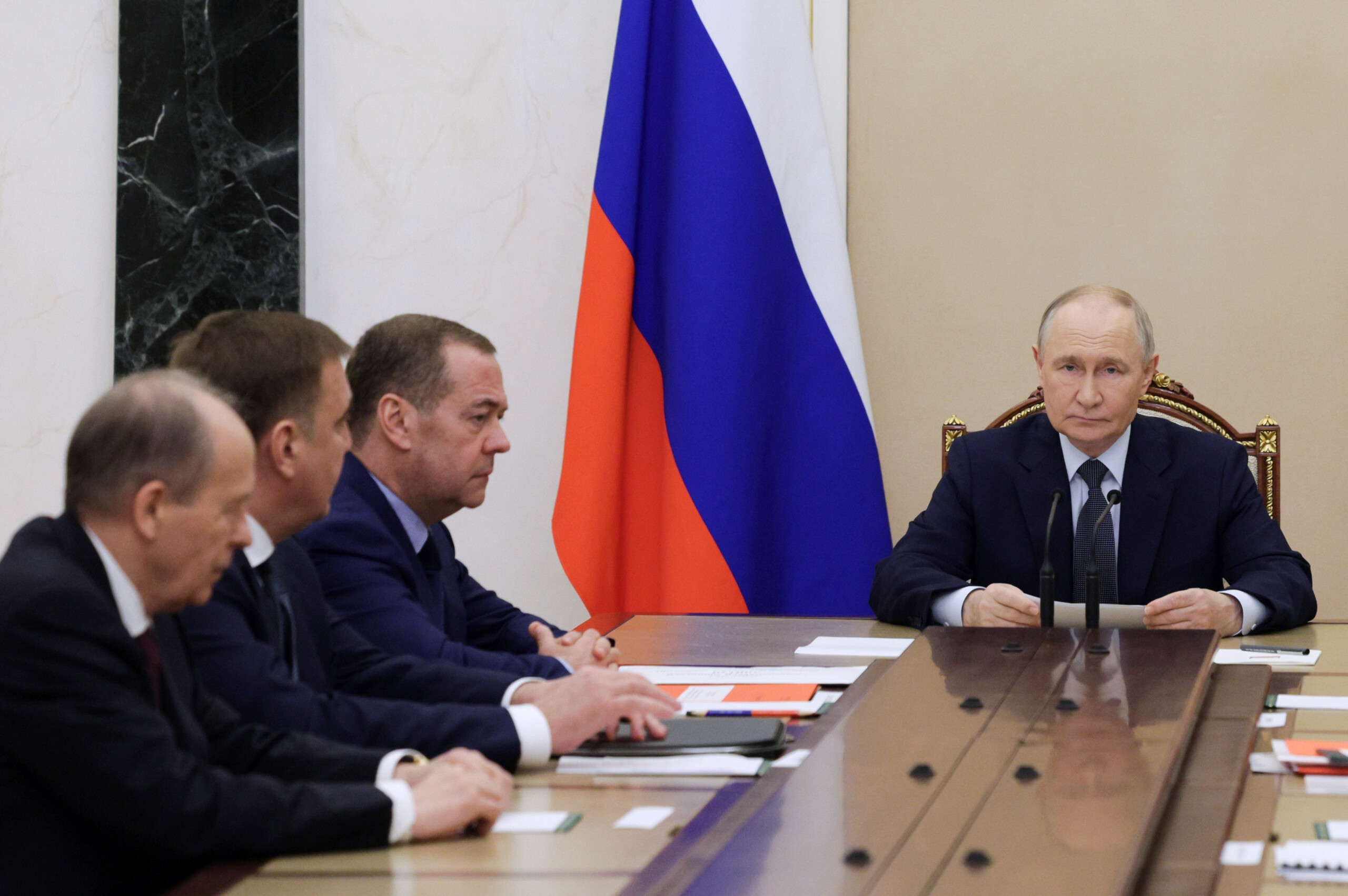ukraine moscou dejoue un plan de kiev visant a detourner un mig pour simuler une attaque contre lotan scaled