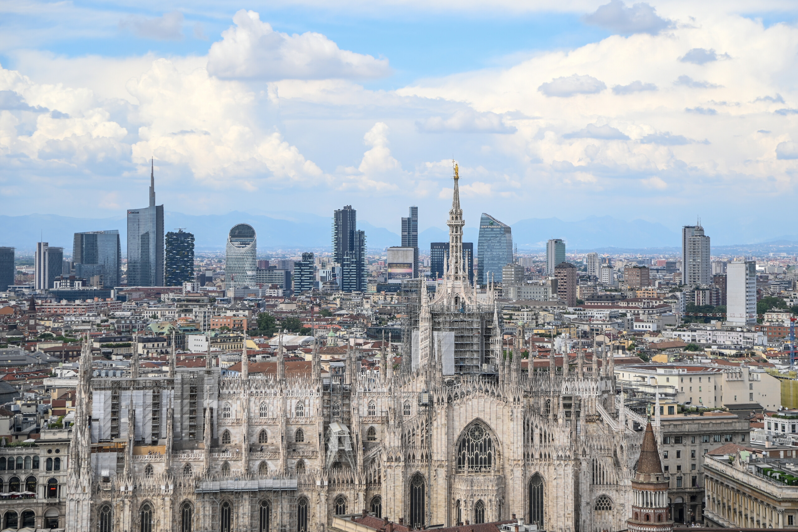 Milan : tour sur zone protégée, nouveau chantier saisi 1 milan tour sur zone protegee nouveau chantier saisi scaled