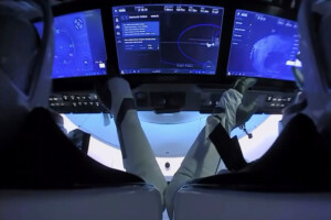 espace les astronautes chinois rentrent de la station spatiale