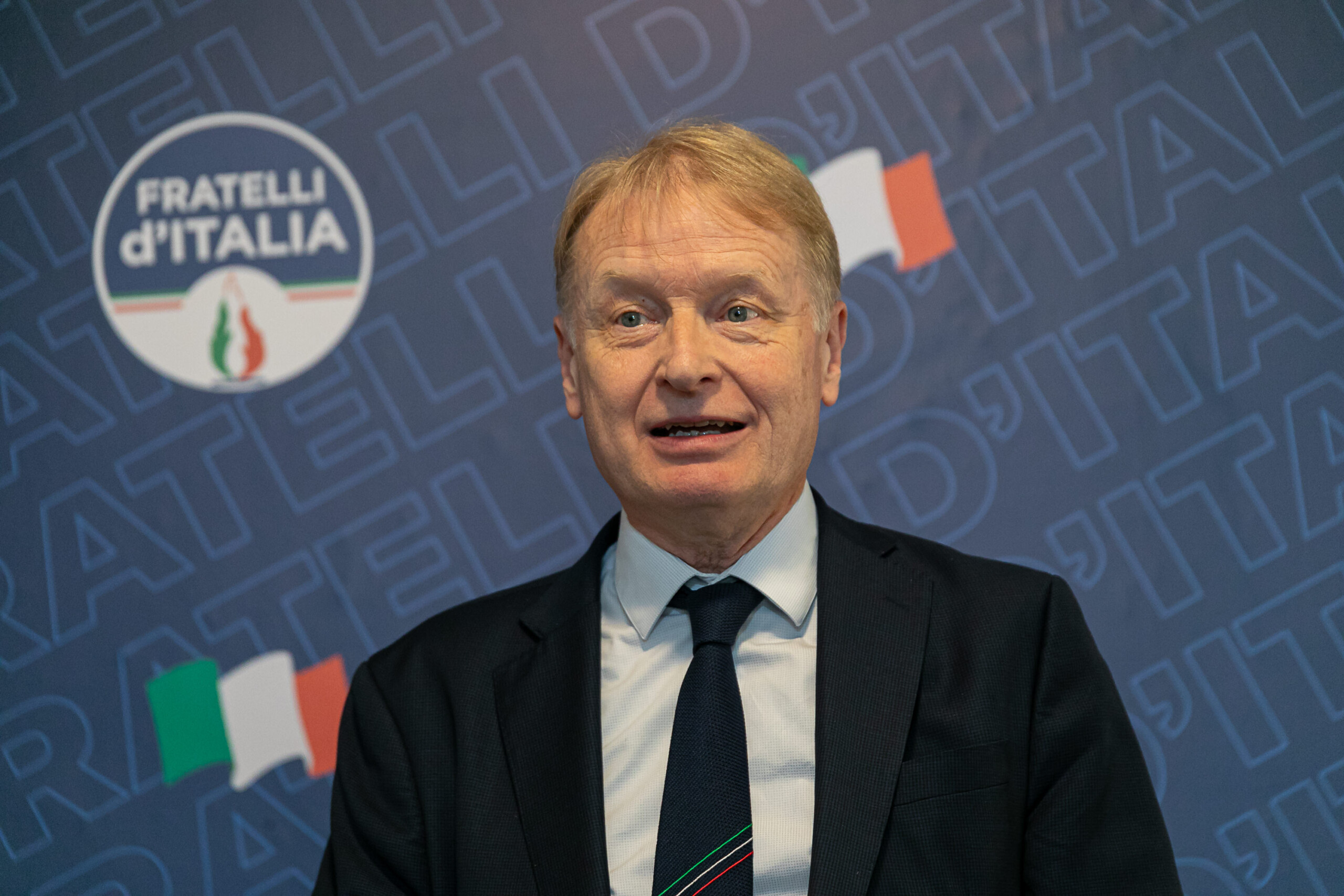 manoeuvre fdi pour couvrir les modifications demandees il faut plus dun milliard scaled