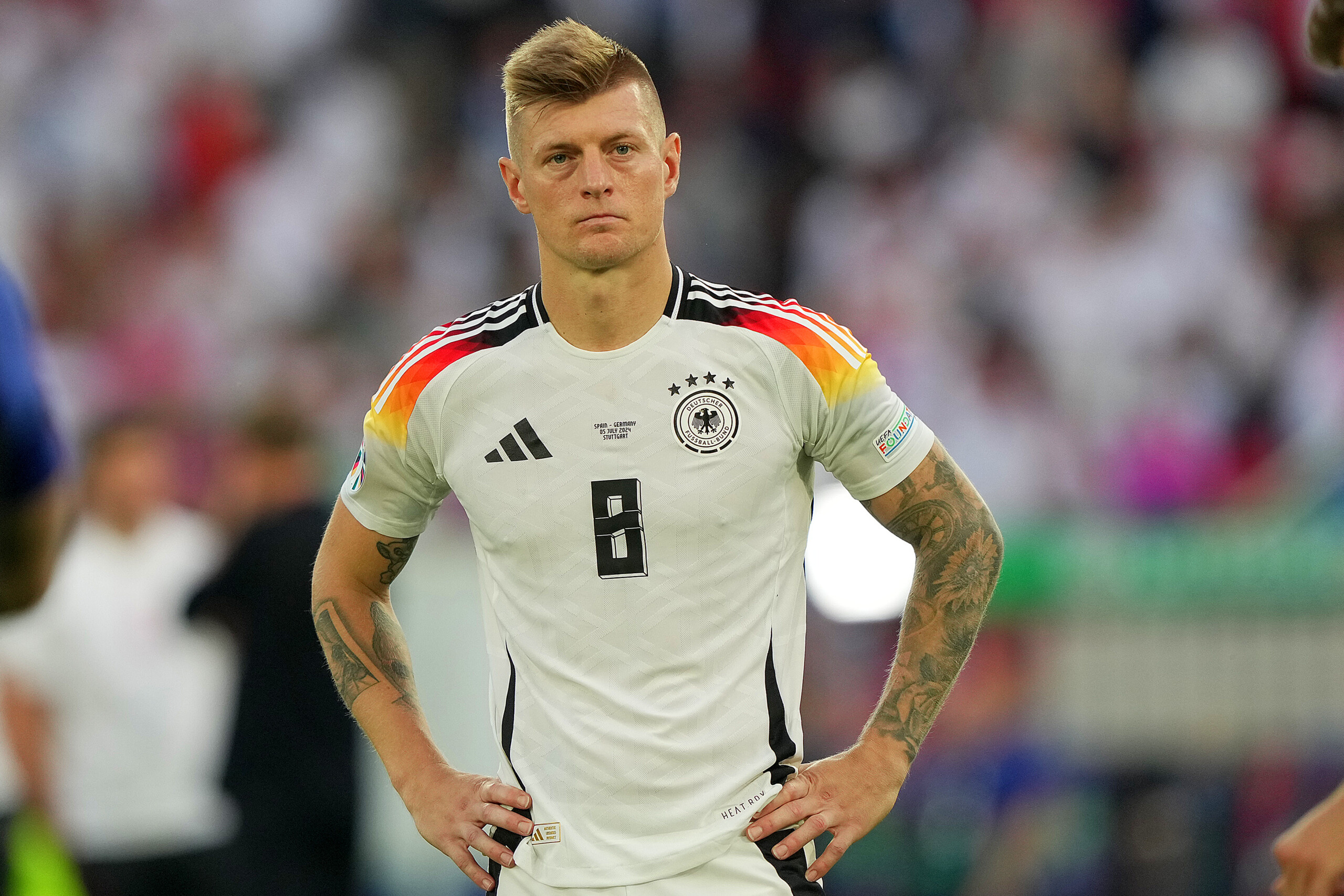 football toni kroos decore de la croix federale du merite scaled